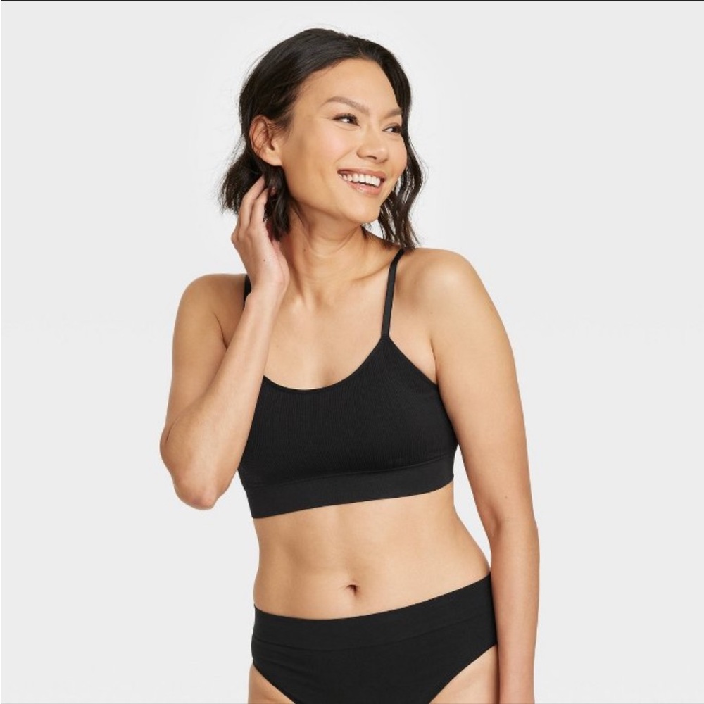Two Women's Ribbed Bras - Black & Purple